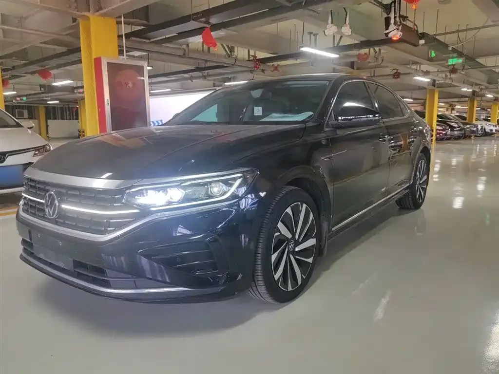 Volkswagen Passat — фото 2