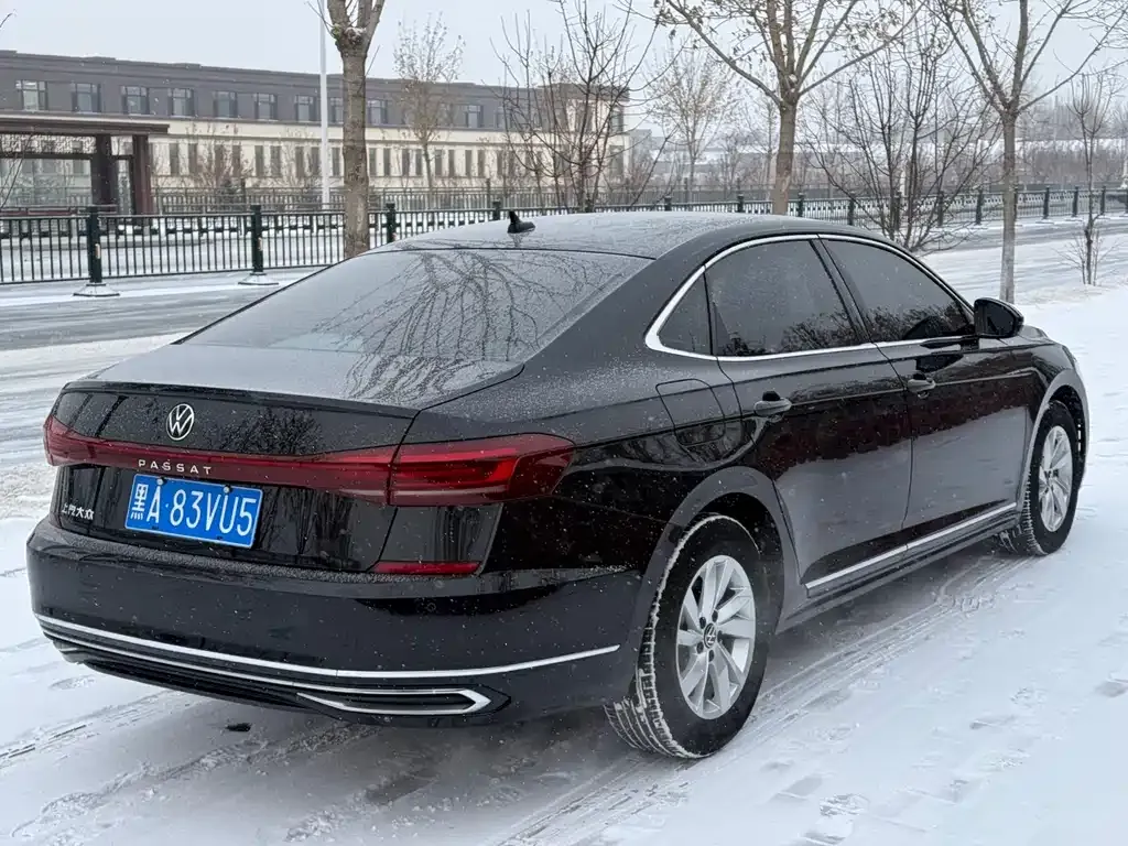 Volkswagen Passat — фото 7