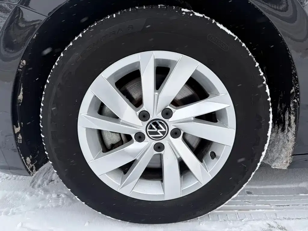 Volkswagen Passat — фото 8