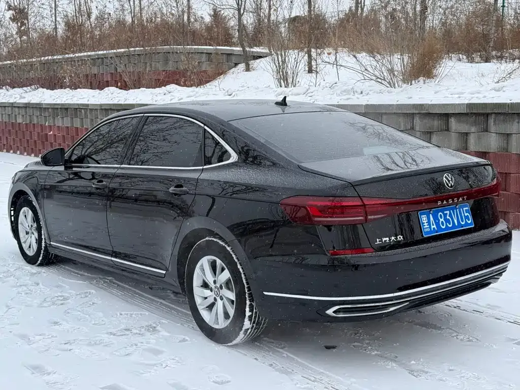 Volkswagen Passat — фото 4