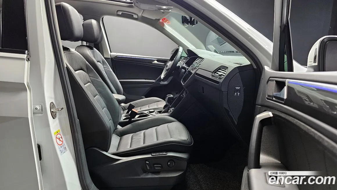 Volkswagen Tiguan — фото 10