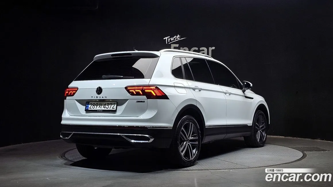 Volkswagen Tiguan — фото 2