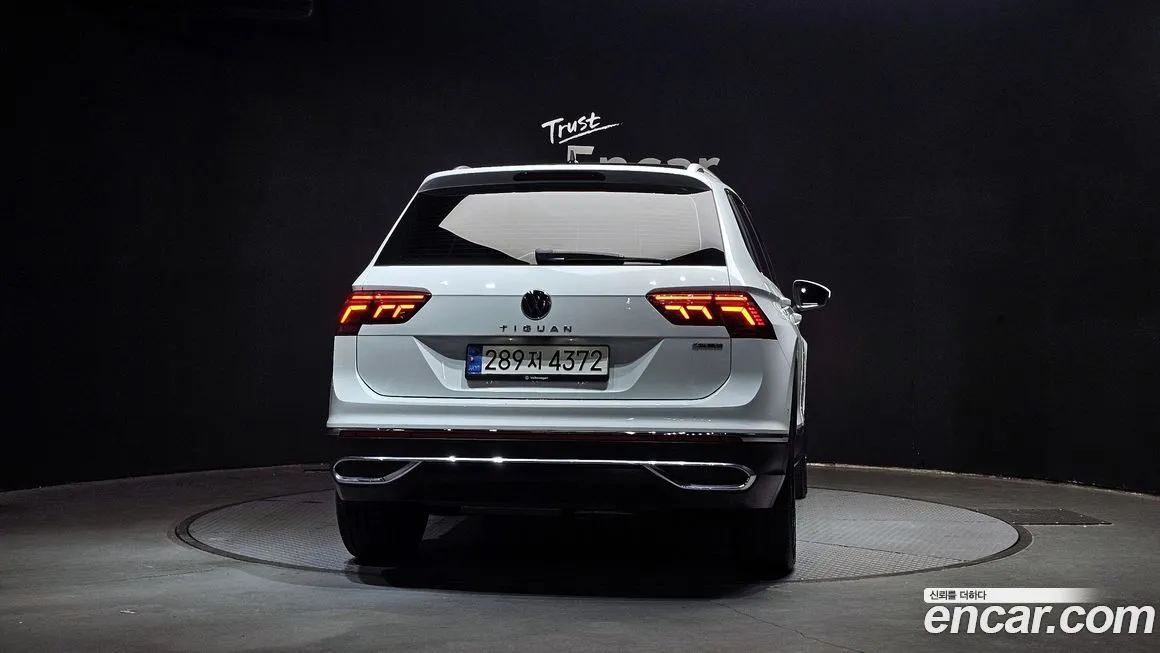 Volkswagen Tiguan — фото 4