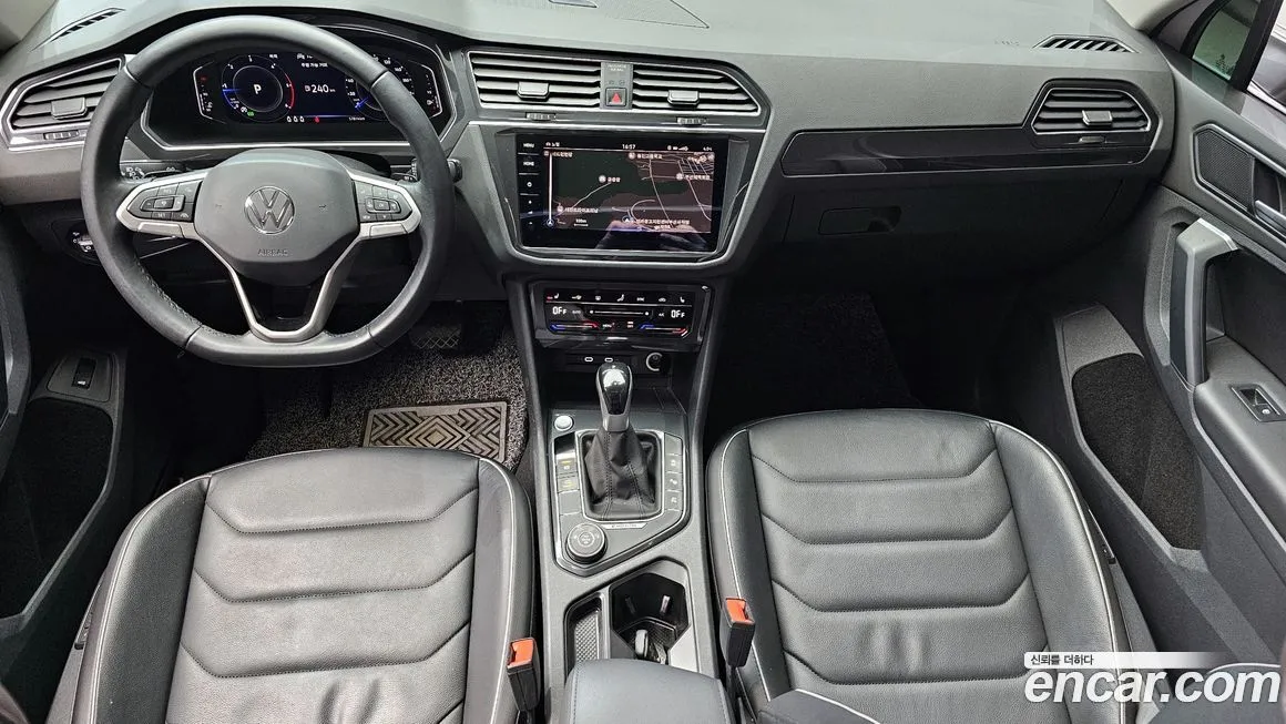 Volkswagen Tiguan — фото 7