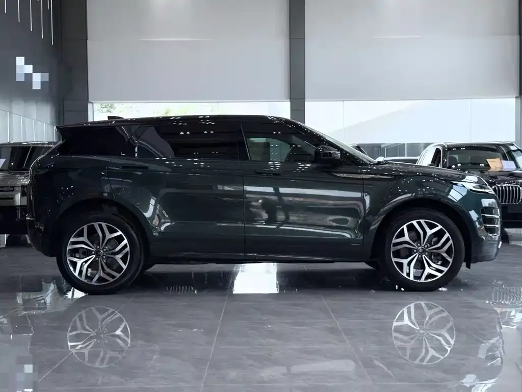 Land Rover Evoque — фото 6