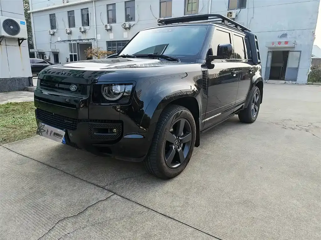 Land Rover Defender — фото 1