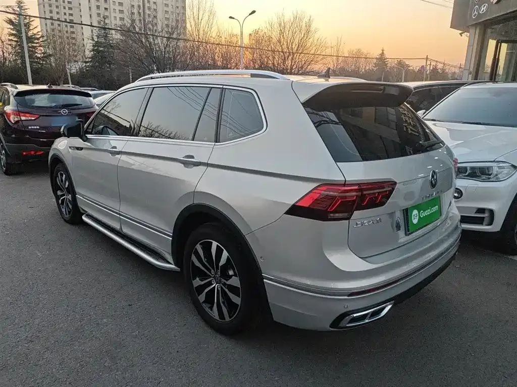 Volkswagen Tiguan L — фото 4