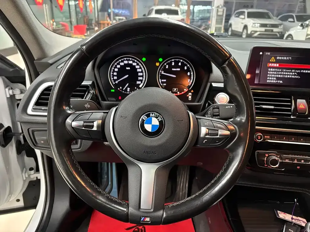 BMW 1 Series — фото 10