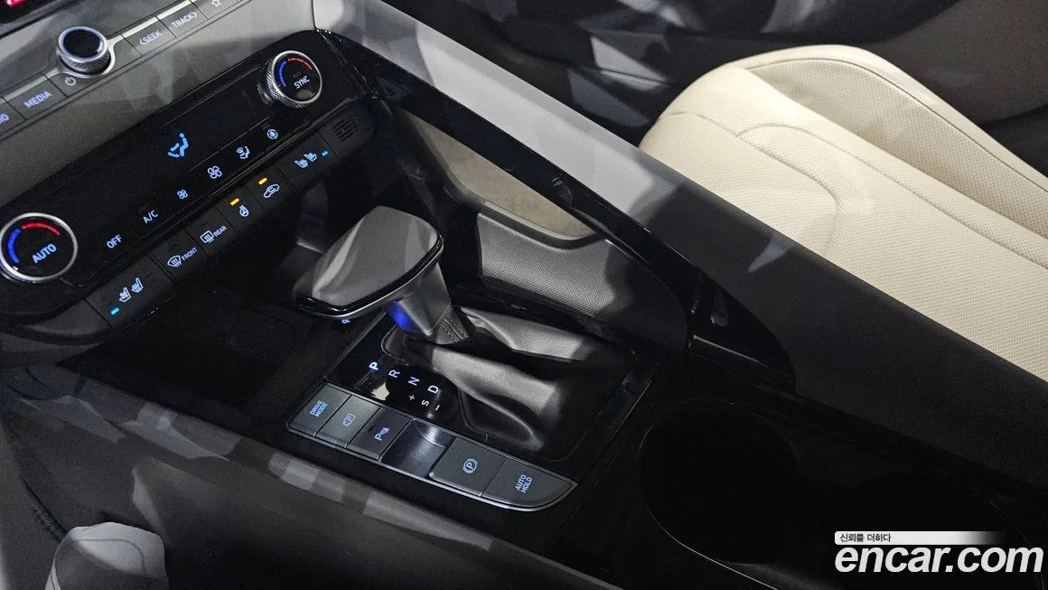 Hyundai AVANTE — фото 9