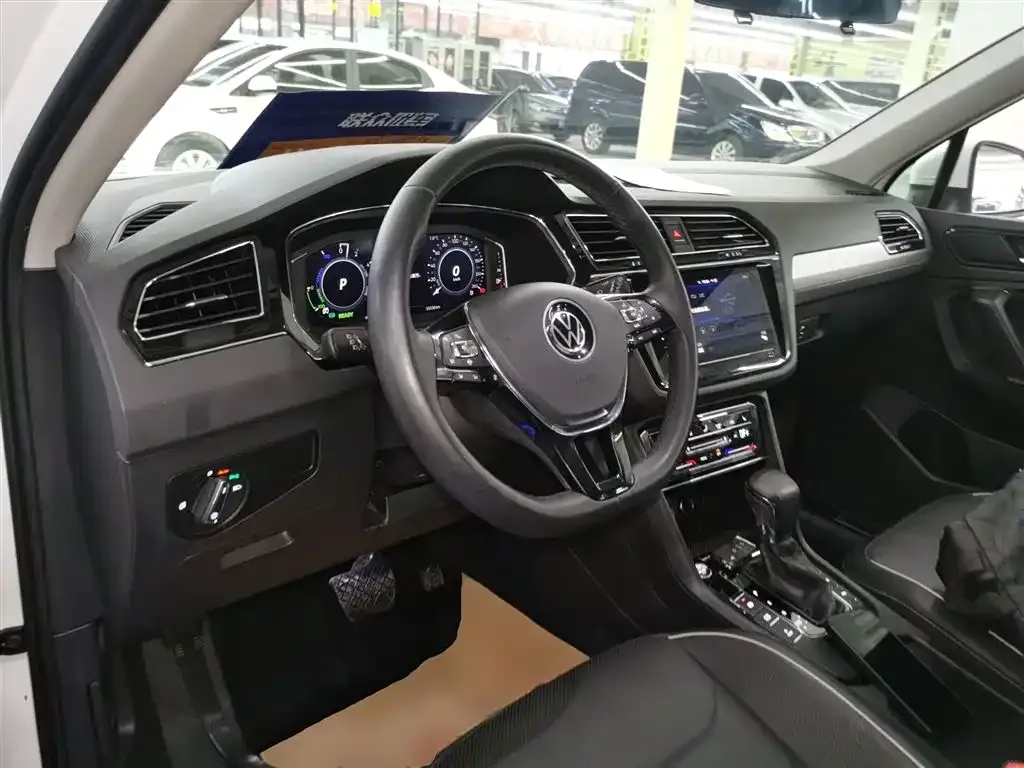 Volkswagen Tiguan L New Energy — фото 6