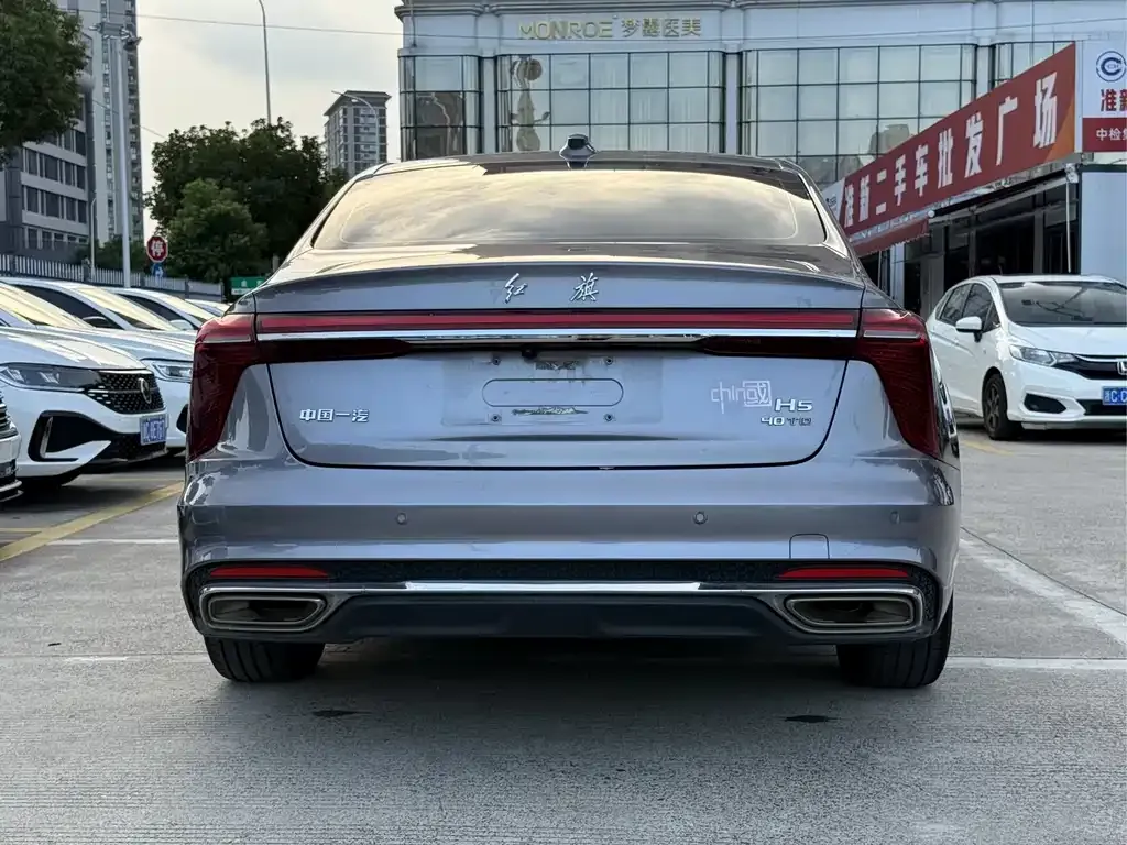 Hongqi H5 — фото 4