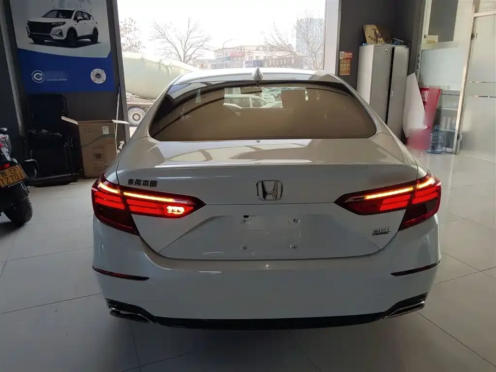 Honda Inspire — фото 7