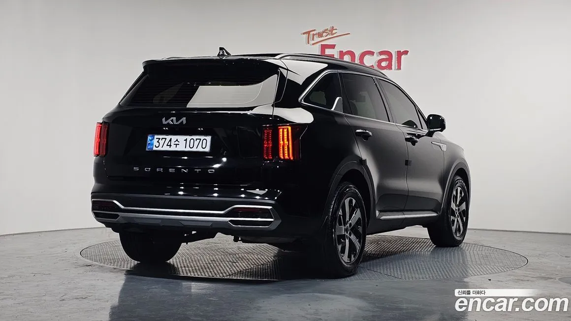 Kia Sorento — фото 3