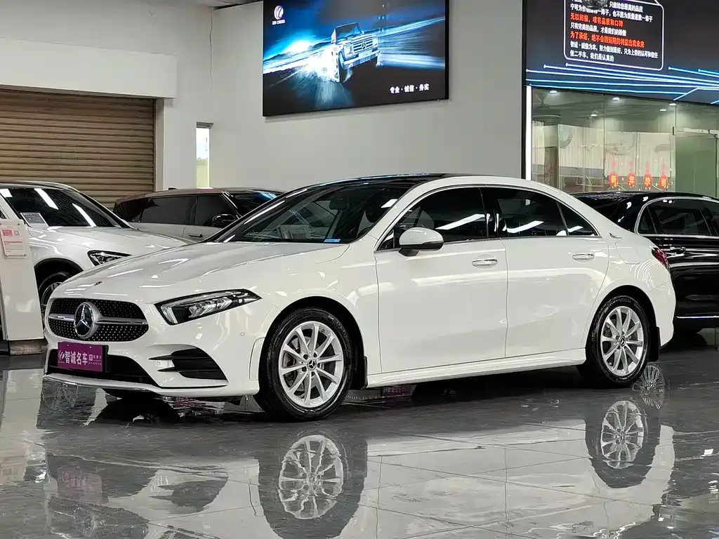Mercedes-Benz A-Class — фото 1
