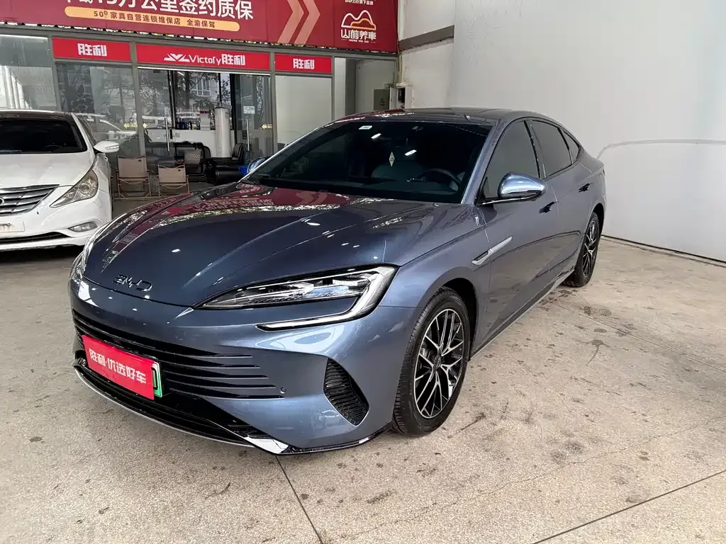 BYD Seal — фото 1