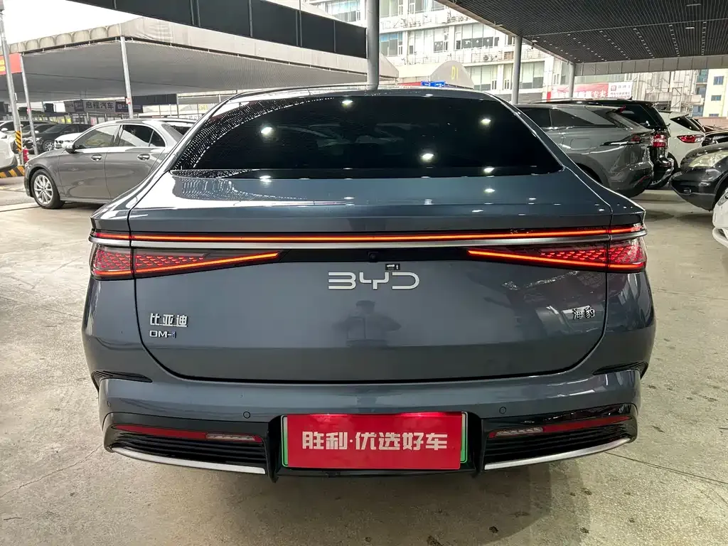 BYD Seal — фото 4