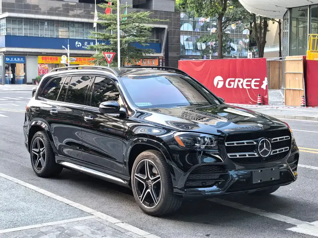 Mercedes-Benz GLS — фото 10