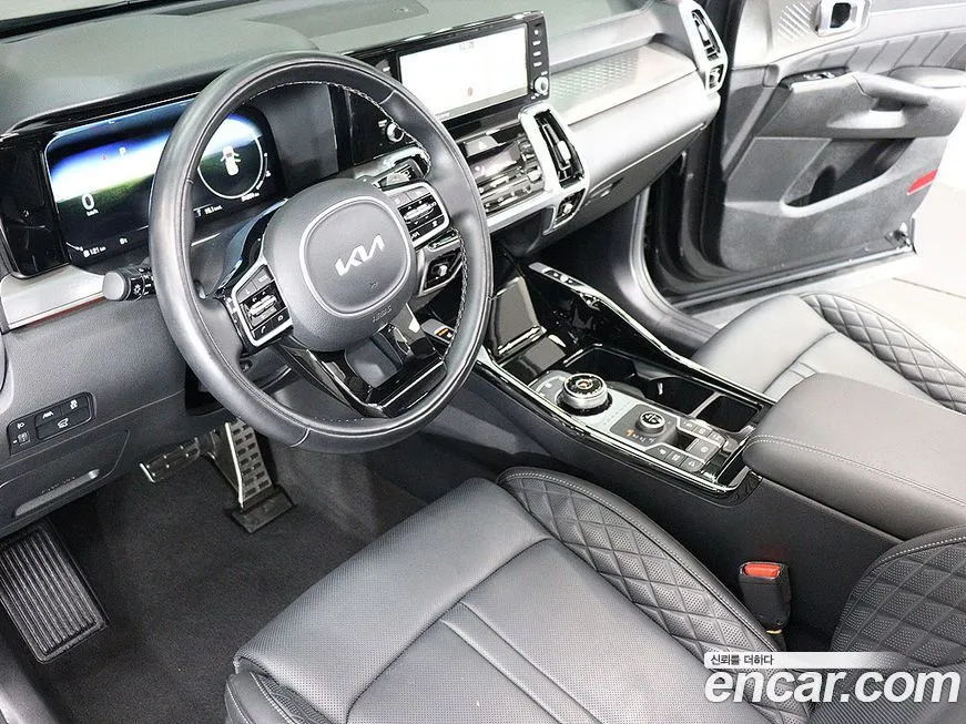 Kia Sorento — фото 10