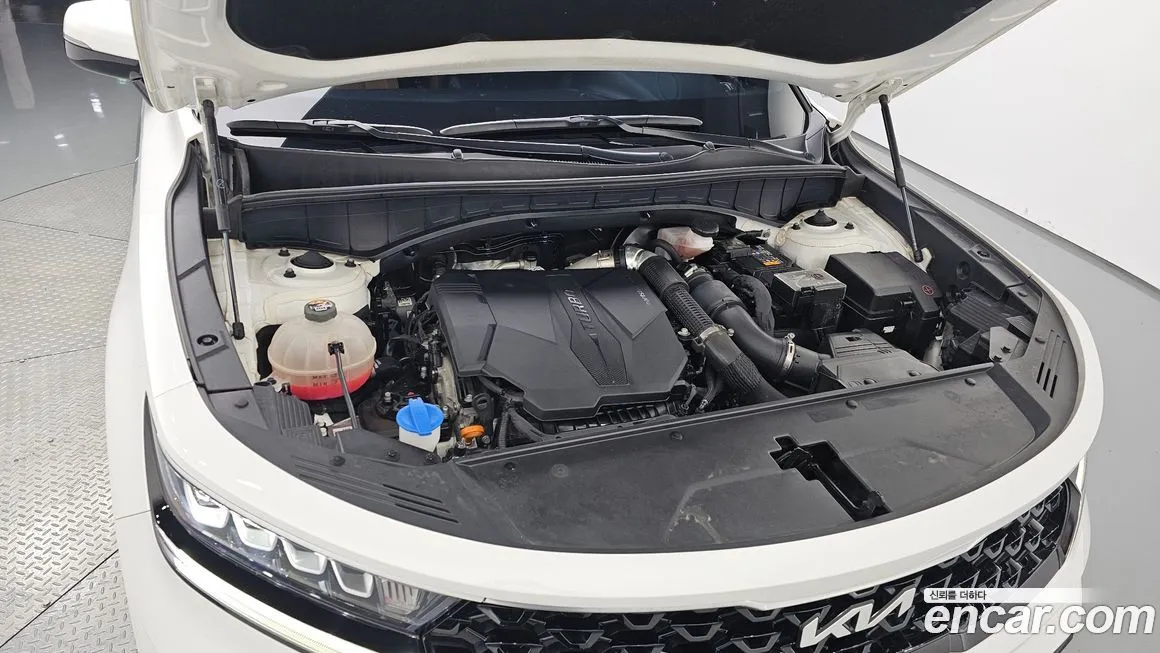 Kia Sorento — фото 10