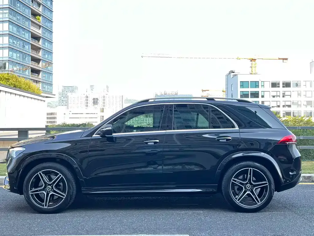 Mercedes-Benz GLE — фото 6