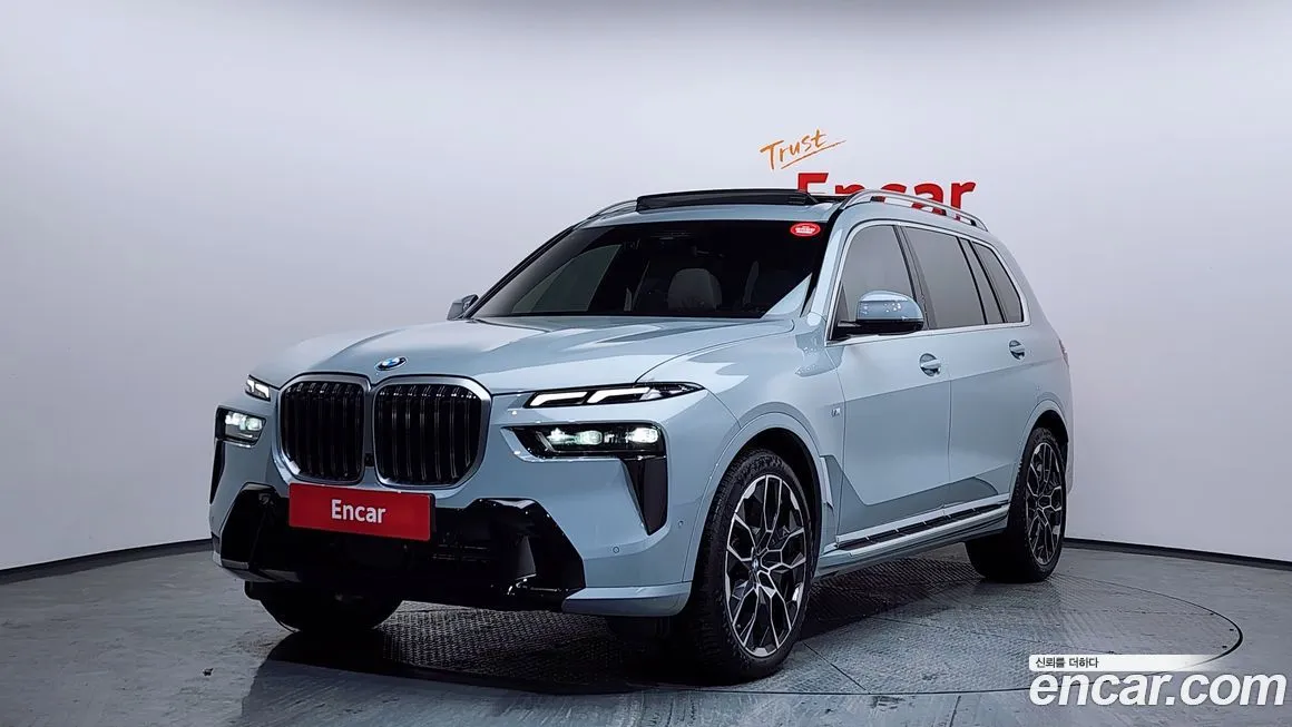 BMW X7 — фото 1