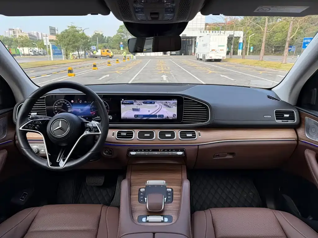 Mercedes-Benz GLE — фото 7