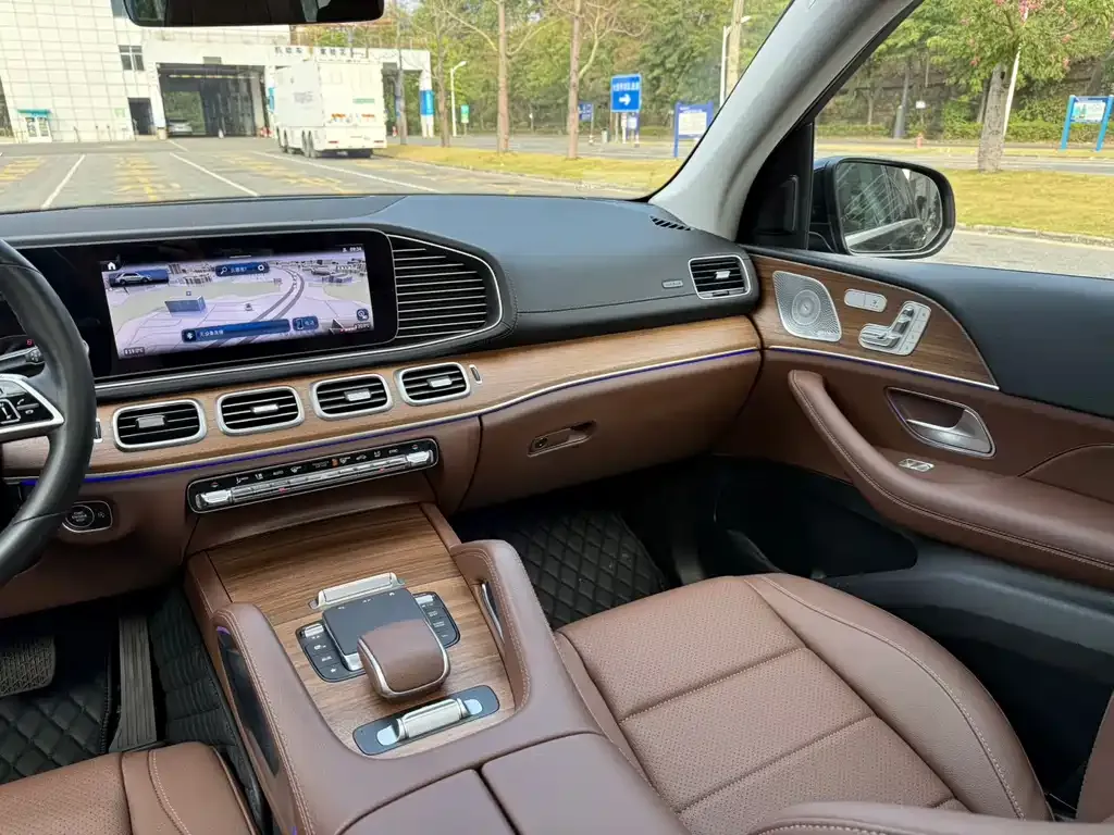 Mercedes-Benz GLE — фото 9
