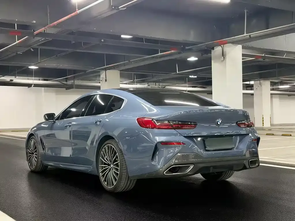 BMW 8 Series — фото 5