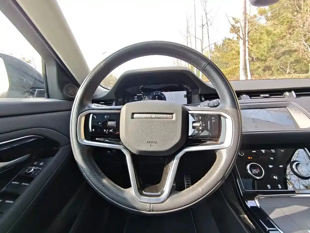 Land Rover Evoque — фото 8