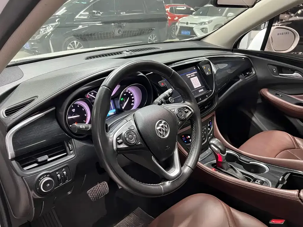 Buick Envision Plus — фото 10