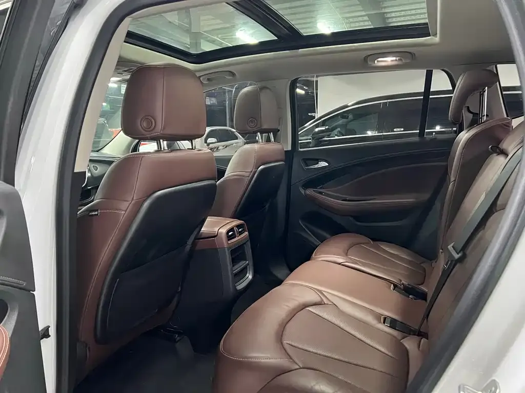 Buick Envision Plus — фото 3