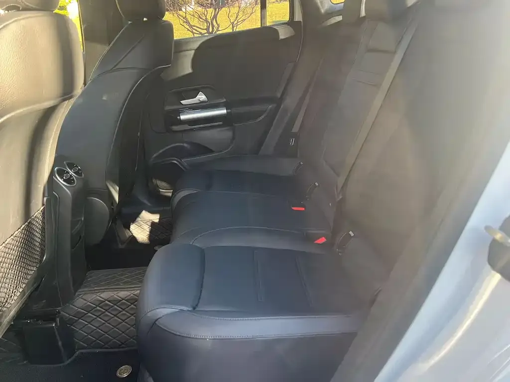 Mercedes-Benz GLA — фото 10