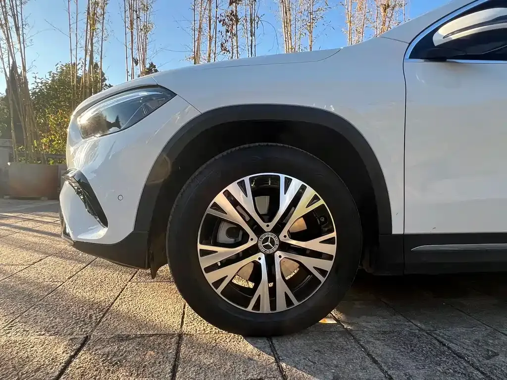 Mercedes-Benz GLA — фото 5