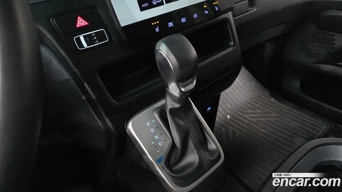 Hyundai Staria — фото 9