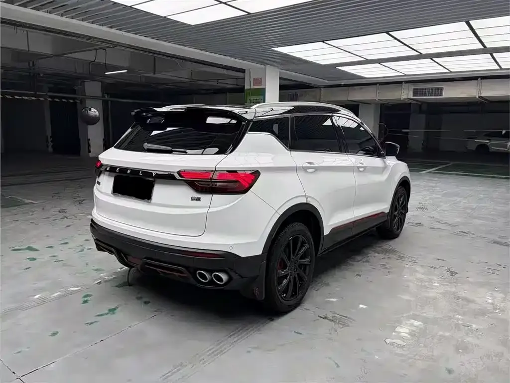 Geely Binyue — фото 10