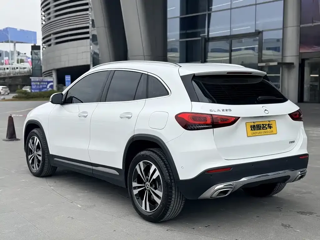 Mercedes-Benz GLA — фото 5