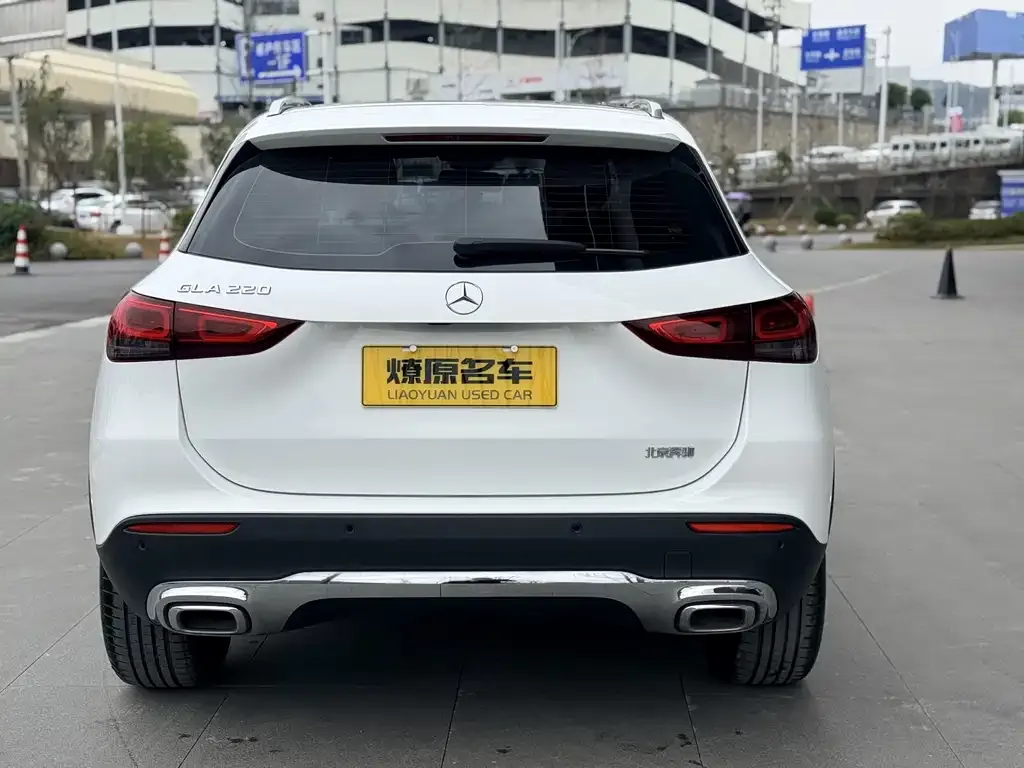 Mercedes-Benz GLA — фото 6