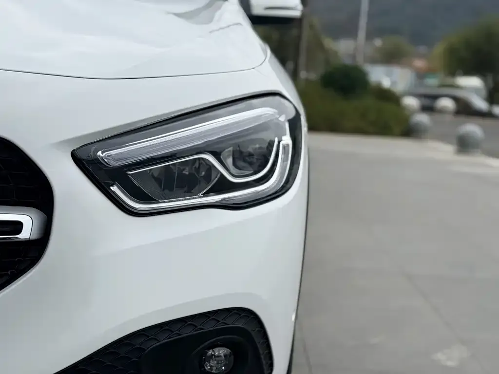 Mercedes-Benz GLA — фото 7