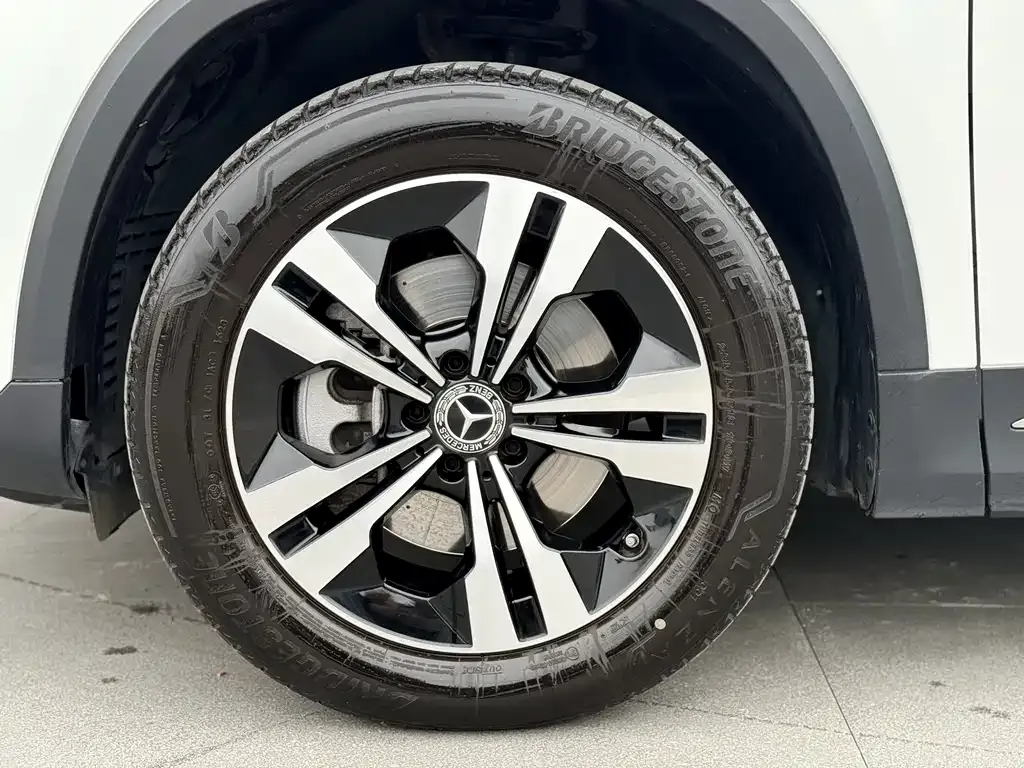 Mercedes-Benz GLA — фото 8