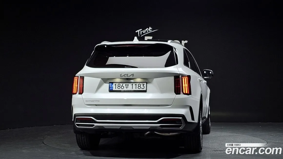 Kia Sorento — фото 6