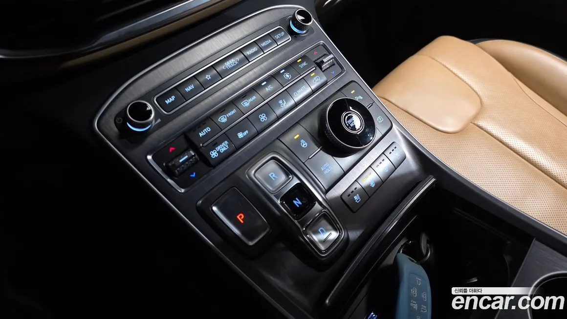 Hyundai Santafe — фото 5