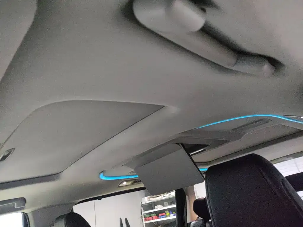Toyota Vellfire — фото 4
