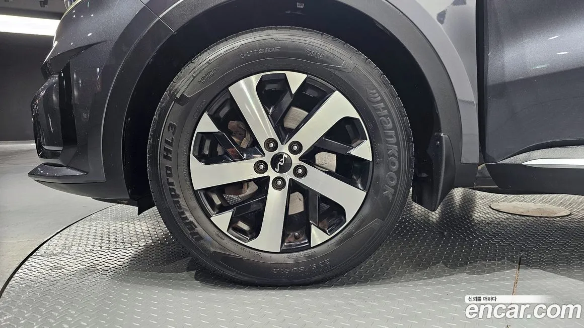 Kia Sorento — фото 9