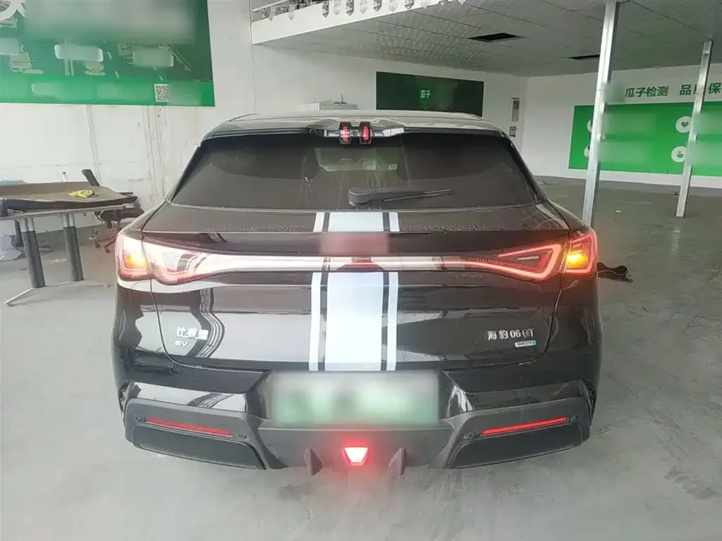 BYD Seal 06GT — фото 9