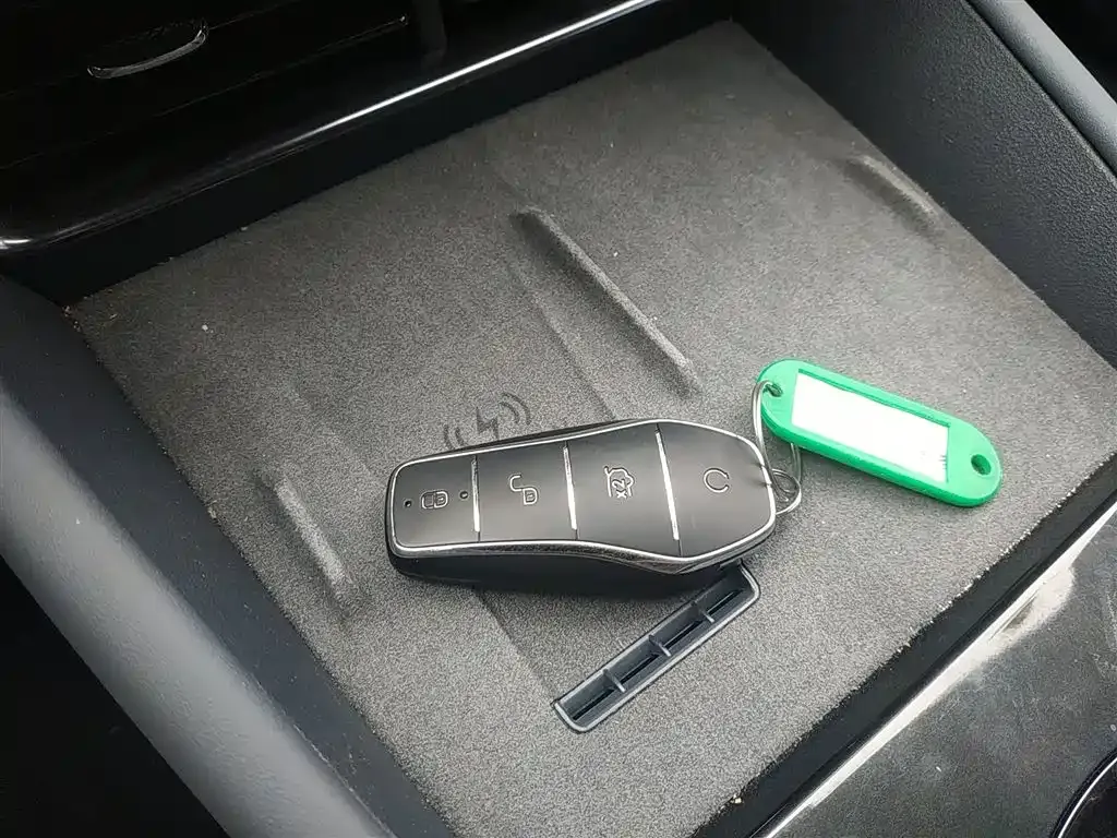 BYD Seal 06GT — фото 10