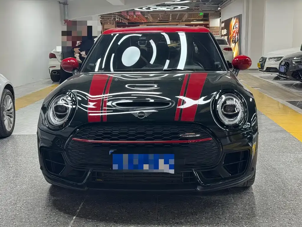 MINI Clubman JCW — фото 5
