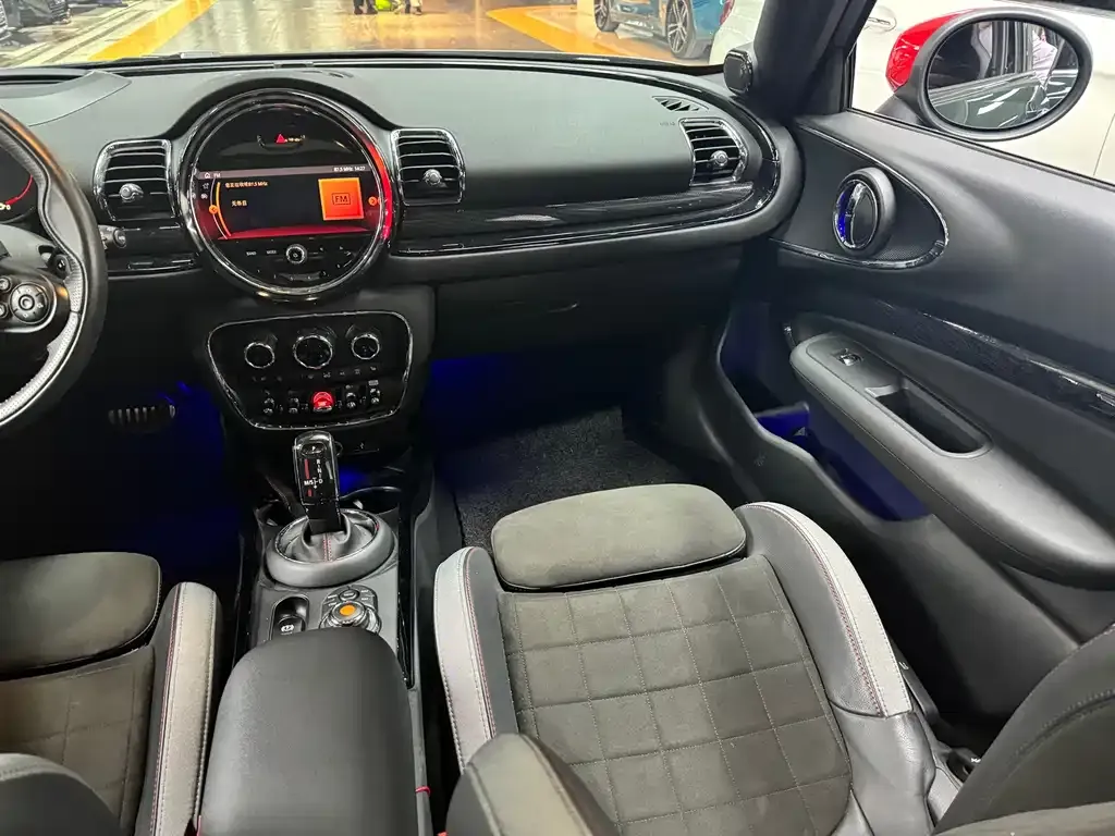 MINI Clubman JCW — фото 3