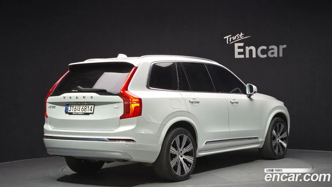 Volvo XC90 — фото 2
