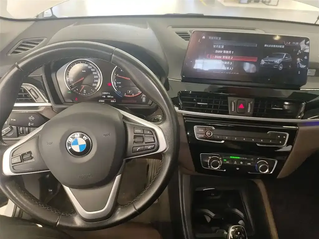 BMW X1 — фото 10
