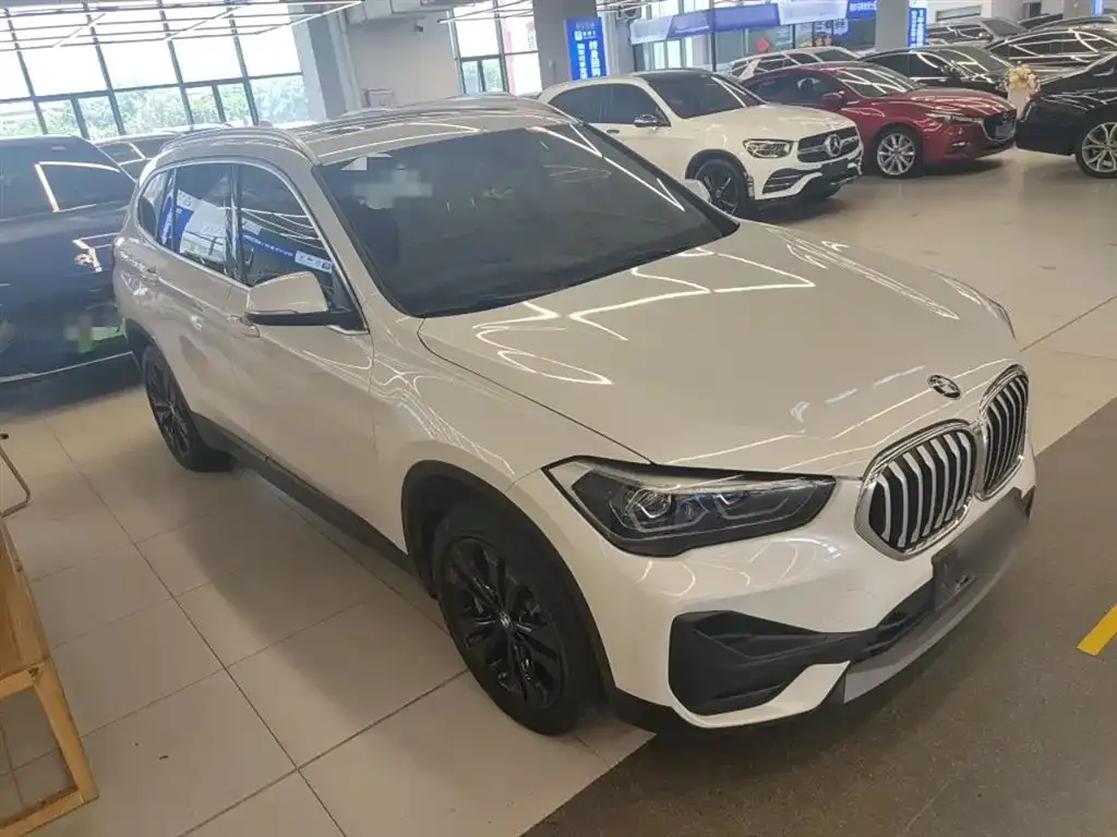 BMW X1 — фото 4